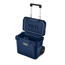 Yeti Roadie 32 Wheeled Cool Box Thumbnail Image 3