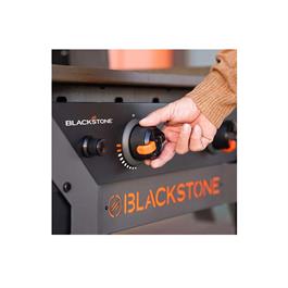 Blackstone 28'' Iron Forged Griddle Station with Hood Thumbnail Image 1
