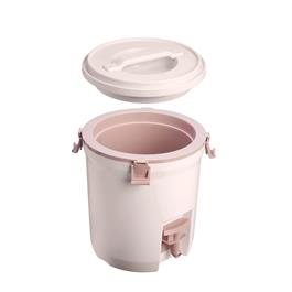 Stanley Fast Flow Water Jugs - 2 Gal (7.5L) Thumbnail Image 10